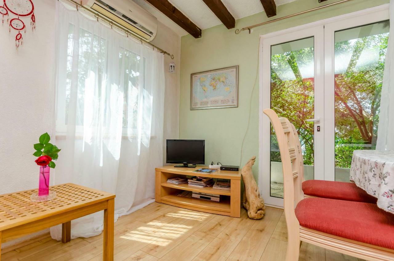Apartment Dory Trogir Exterior foto