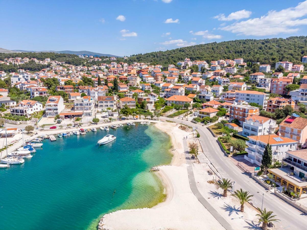 Apartment Dory Trogir Exterior foto