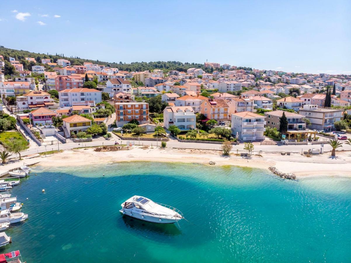 Apartment Dory Trogir Exterior foto